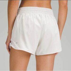 Lululemon Hotty Hot High-Rise Lined Short 4"
Bone (First Release) size 2 NWOT